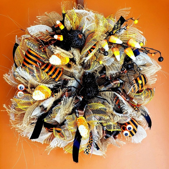 Candy Corn Halloween Wreath - Picture 3 of 5